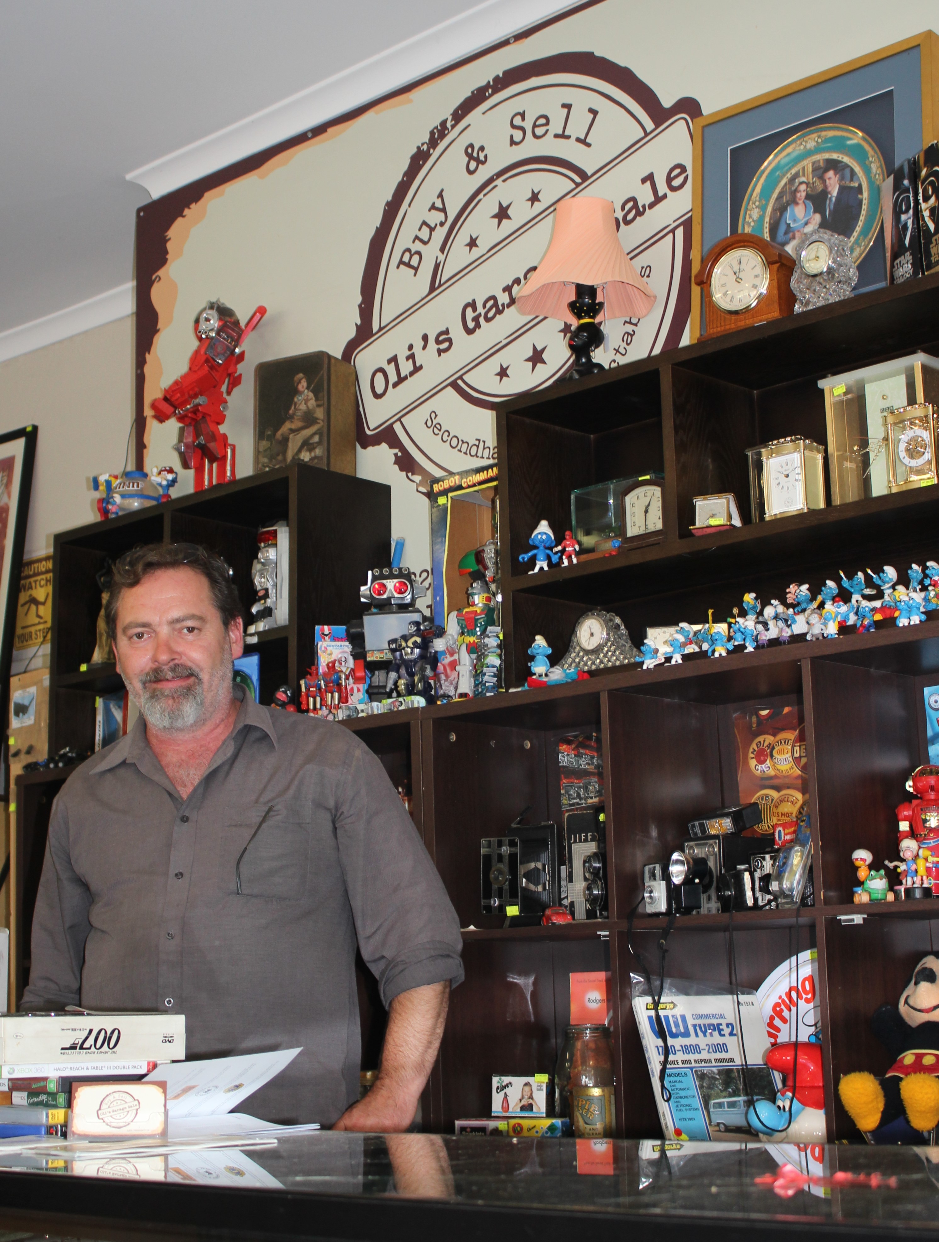 Oliver Davies of Olis Garage Font Publishing